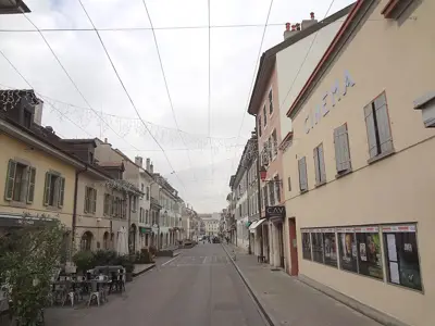 Street view of Carouge, the area around Boccalino