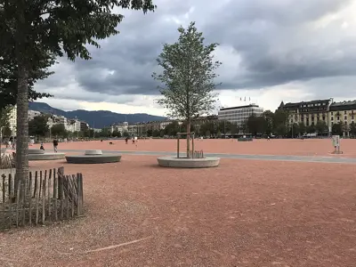 Street view of Plainpalais, the area around Taco Rico - Plainpalais