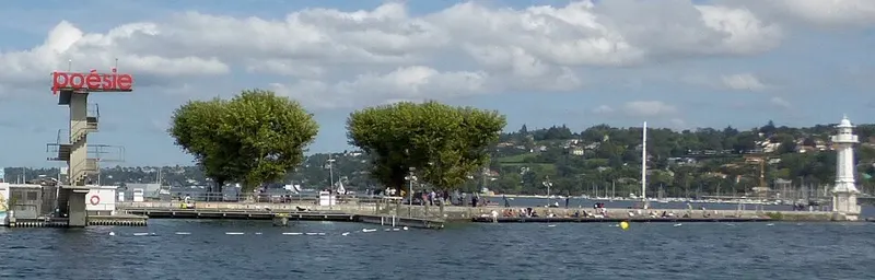 Photo of Bains des Pâquis – paddle hire & diving boards
