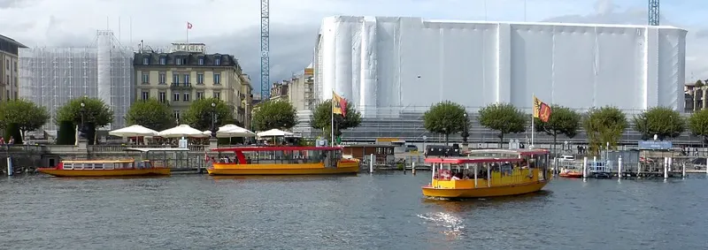 Photo of Mouettes genevoises (yellow water taxis)